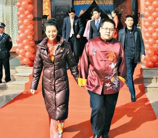 太大了难怪不拍戏了都快认不出来了不朽情缘去集市偶遇车晓她脸变化(图11)
